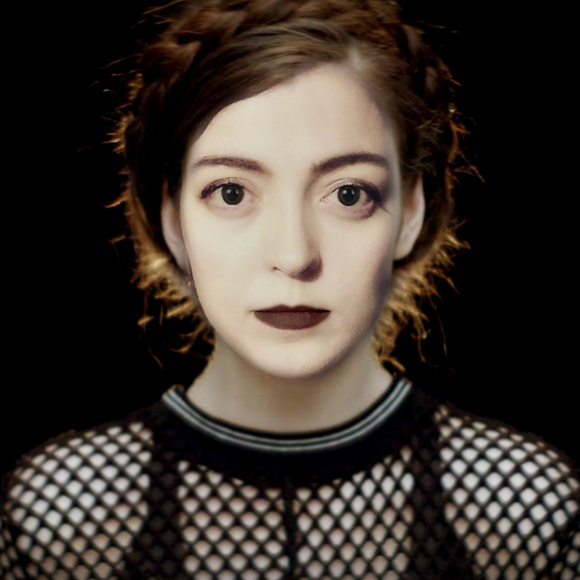 Meet your Posher, Kayla - Picture 7 of 8